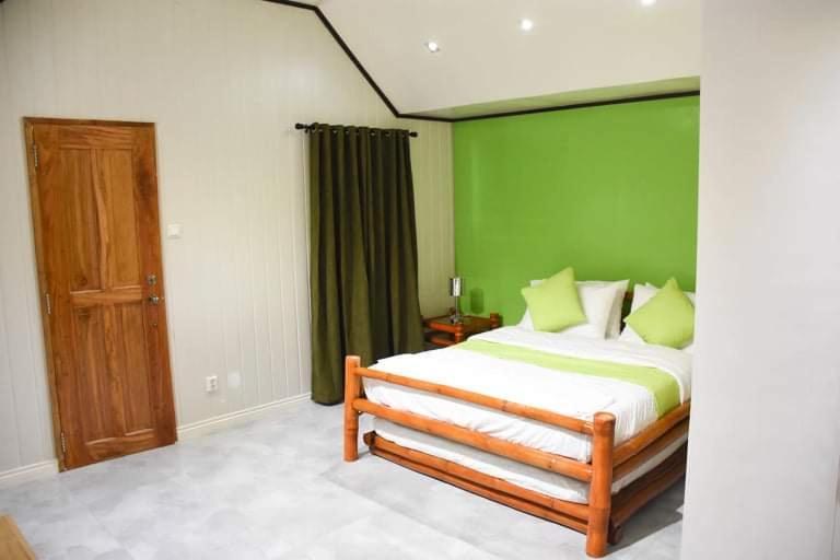 Dreamink Farm Og Myl'S Place Sorsogon Экстерьер фото